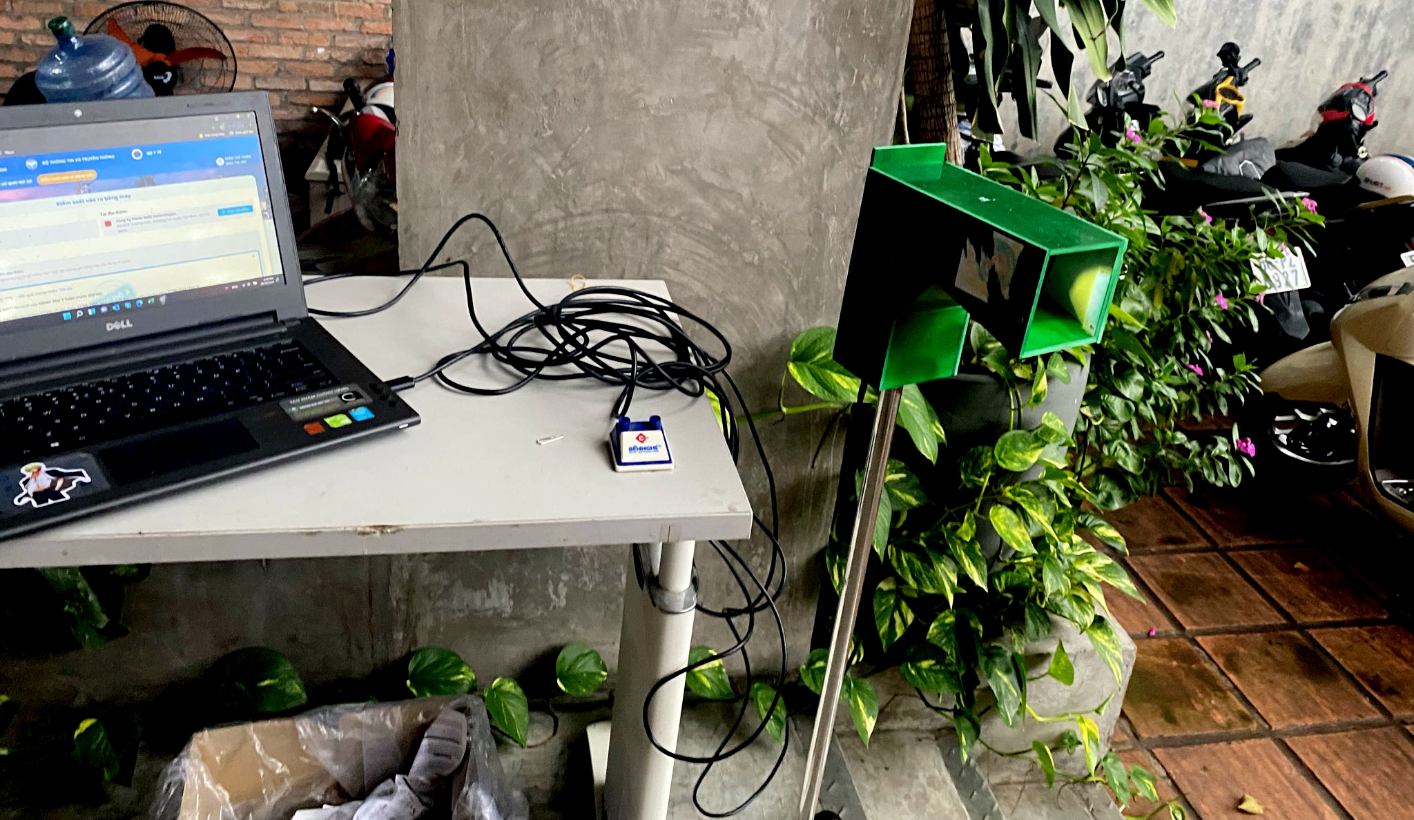 DELFI SỬ DỤNG GIẢI PHÁP CHẤM CÔNG NHÂN VIÊN KHÔNG TIẾP XÚC BẰNG MÃ QRCODE